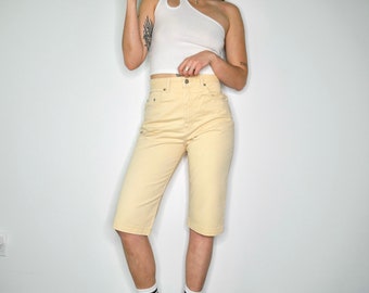 vintage 90s butter yellow denim capris // high rise long shorts // size 6