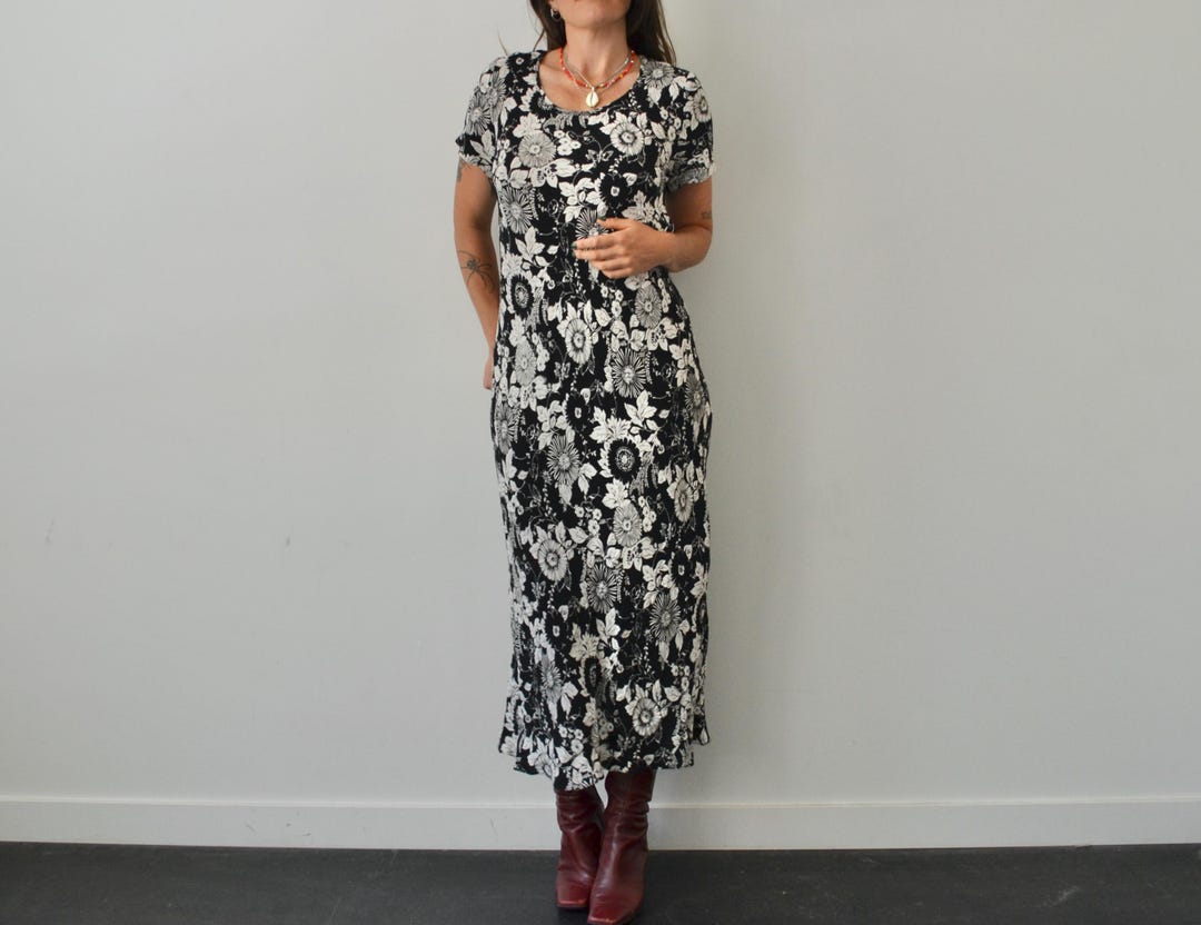 90s Black and White Floral Midi Dress / Vintage Bias Cute T Shirt Dress /  Size L - Etsy Israel