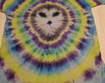 calavera teñida de manga corta