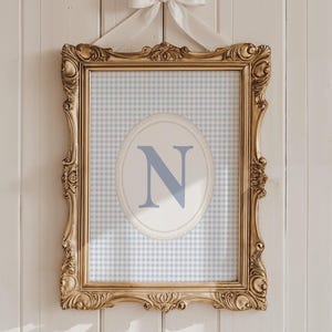 Arte de pared con la inicial N, arte de pared con la inicial del nombre a cuadros azules, impresión de monograma, arte de pared con la inicial N vintage, letra inicial para habitación de niño, regalo para bebé