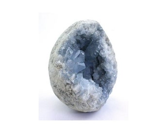 Cluster de cristal celestite azul natural de Madagascar, aproximadamente 1/2 libra, linda pedra de geodo azul para acessar os chakras transpessoais superiores