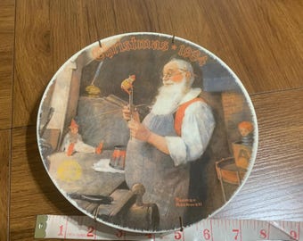 Vintage 1984 Norman Rockwell, Santa Claus in workshop Christmas 1984, porcelain China, great for collecting or gifting, limited edition