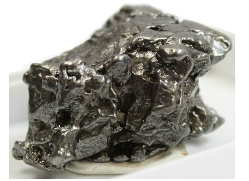 メルト めておら meteorites BIRTHDAY GOODS 2024 Large Chunk of Genuine Meteorite 30-60 Grams 4,200 Years Old
