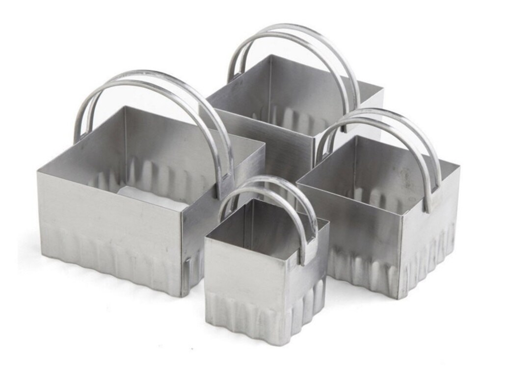 Stainless Steel Square Biscuit Cutters With Rippled Edges, 4 Piece ...