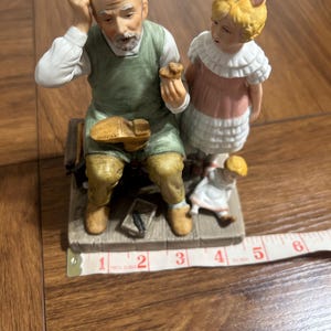 Vintage norman Rockwell 1981 the shoemaker porcelain figurine, collectors gift, Handpainted by the artist, great gift for friends or collect