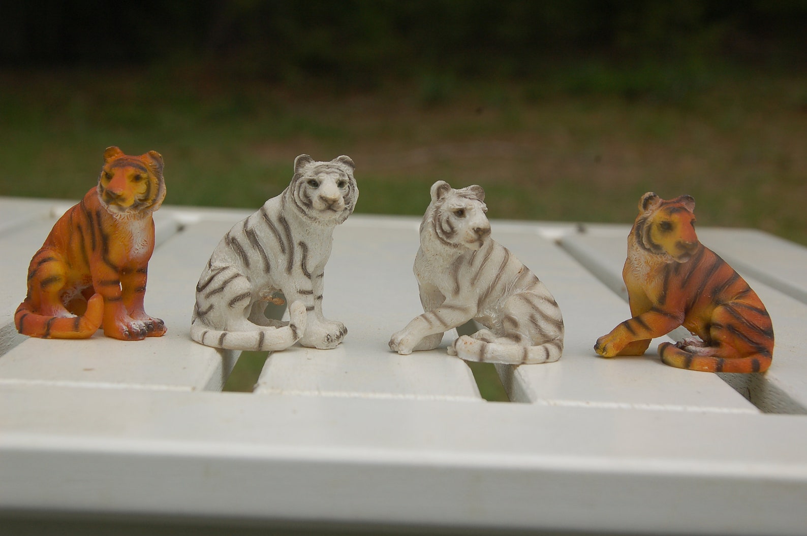 Set Of 4 Vintage Resin Miniature Tiger Figurines Home Decor Etsy