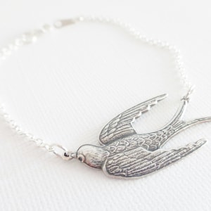 Silver Bird Bracelet You Choose Length - Antiqued Silver Sparrow Bracelet, Bird Jewelry, Cottagecore Bracelet, Bird Watching Gifts For Her