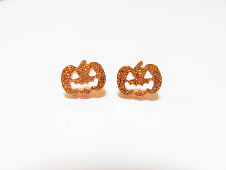Halloween pumpkin stud earrings
