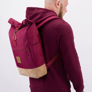 M13 Timber Wood Roll-Top Backpack - wasserdichter Rucksack (18L), Daypack, Flaschenhalter, Laptopfach, Reißverschlussfach, Damen & Herren