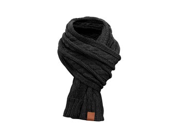 Rough Knit Scarf Black - Strickschal, Langschal, gestrickt mit Echt-Leder Veredelung, Schal mit Cableknit Muster (Manufaktur13/M13)