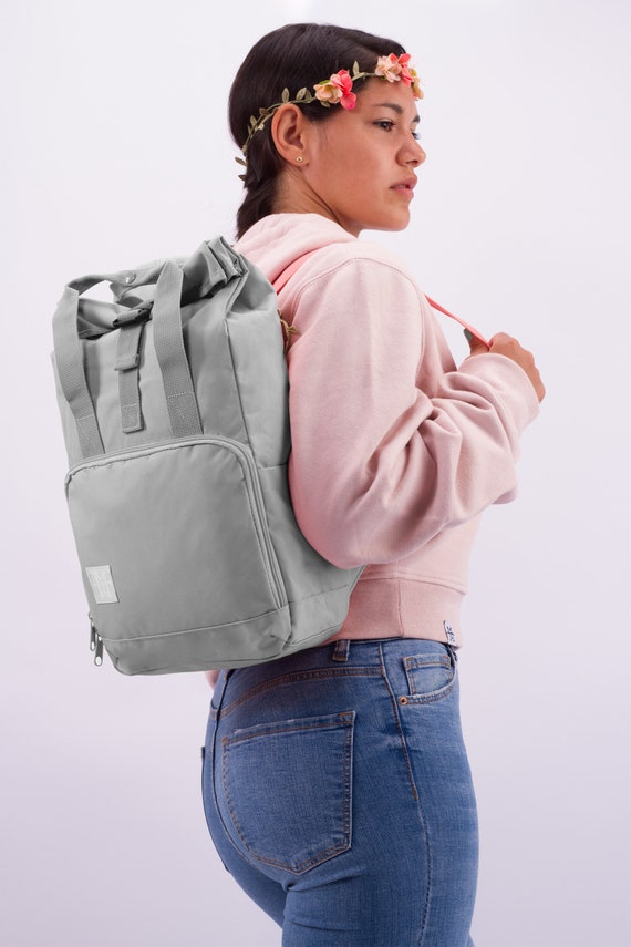 Manufaktur13 Mini Roll-Top Daypack – 9L, Wasserabweisend, Aus Recycelten PET-Flaschen, Gepolsterte Träger