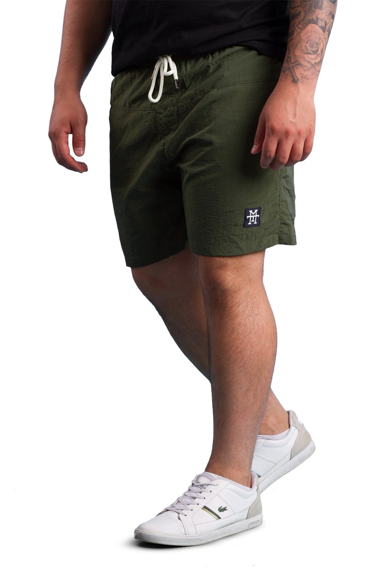 Swim Shorts Badehose, kurz, schnell trocknend, Männer/Herren, Bermuda Short, Kurze Hose mit Netz, Gesäßtasche mit ReißverschlussOlive Bild 9