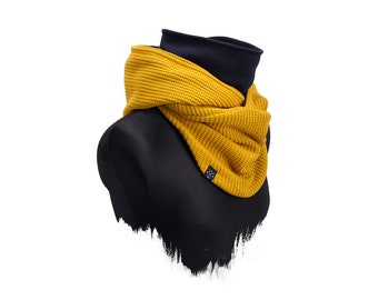 Hooded Loop - Hooded scarf, loop of high quality knit fabric & alpine fleece with genuine leather finishing (Manufaktur13)