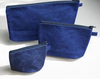 Handmade Waxed Canvas Pouch - Minimalist Style - zero raw edges