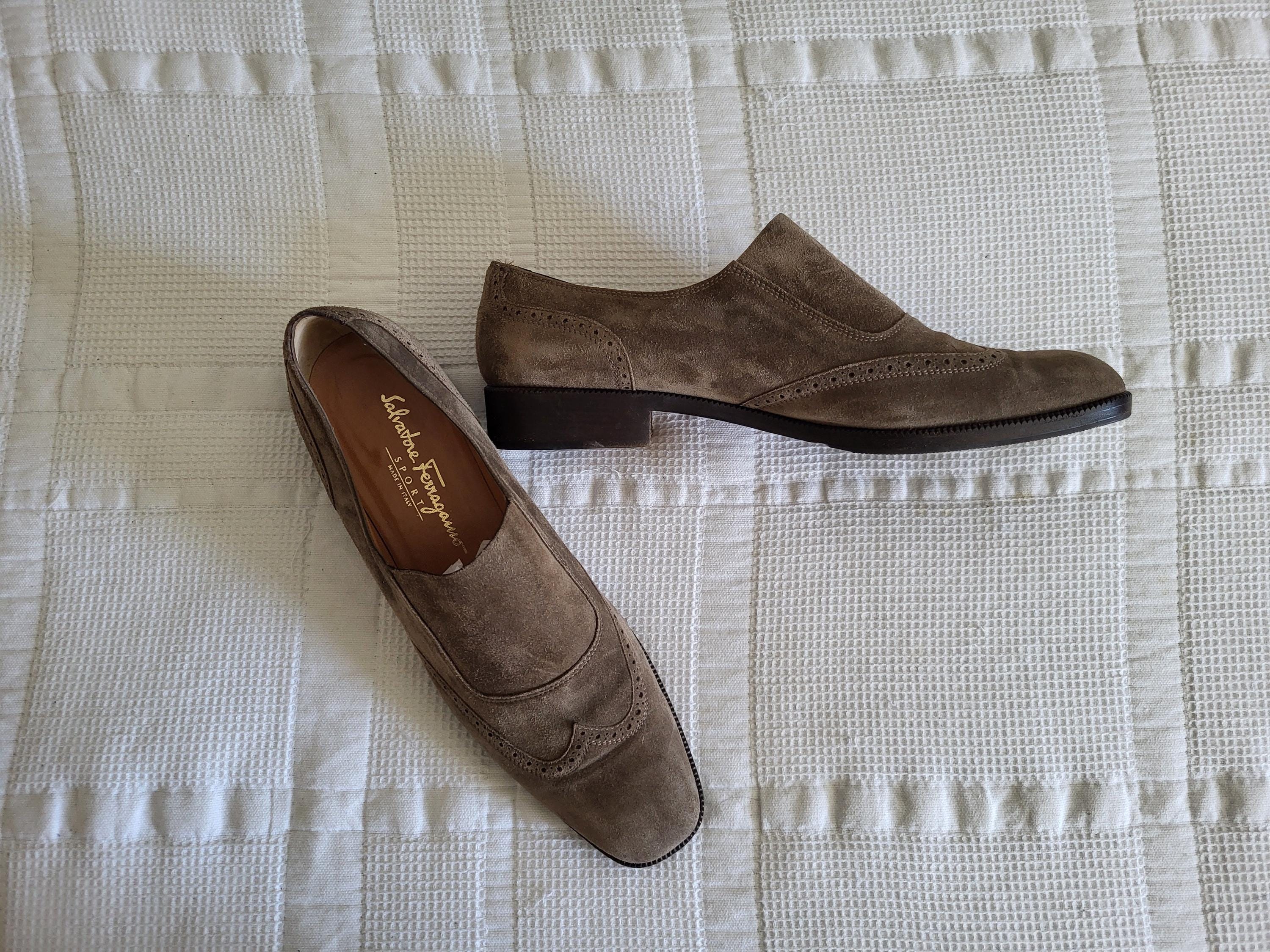 ローファー・オックスフォード Salvatore Ferragamo  Loafers Women Leather Beige/Camel Salvatore Ferragamo Loafers Women Leather Beige/Camel | B