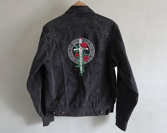 Embroidered Rose and Sword Jean Jacket - Vintage 2000 LEE Denim - Size Small