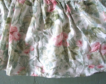 Laura Ashley Twin Bed Skirt Cottage Rose Vintage 90s Bedding Pink and Green Floral English Cottage Retired Print Cotton Polyester
