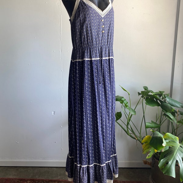 1970s Dark Blue Calico Lace Trim Drop Waist Speghetti Strap Flowy Cotton Maxi Dress Gunne Sax Look M-L