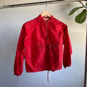 1960s Red Fox Knapp Nylon Pullover Rain Jacket XS