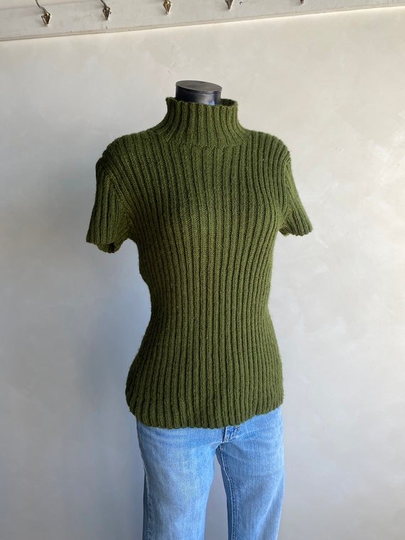 Unbranded 1970s Pea Green Hand Knit Short Sleeve … - image 1
