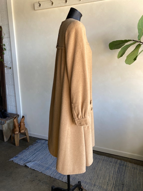 1970s Bill Blass Saks Fifth Ave Tan Fuzzy Fleece … - image 9