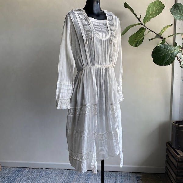 Antique White Cotton Tea Dress S-M
