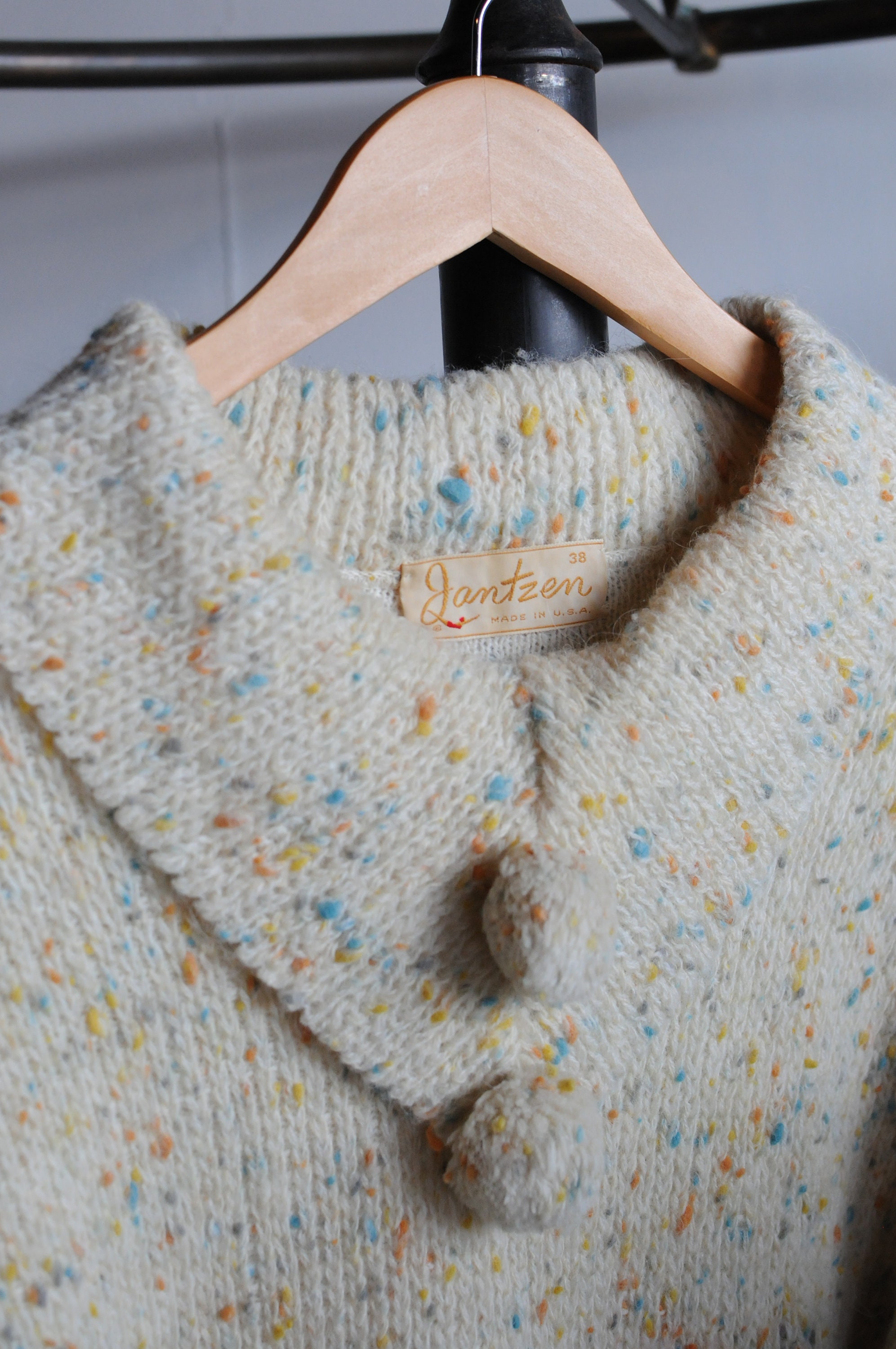 vtg fur knit best zip付き jantiquecurios Mid Century Jantzen Cream Knit Confetti Speckled Pom Pom