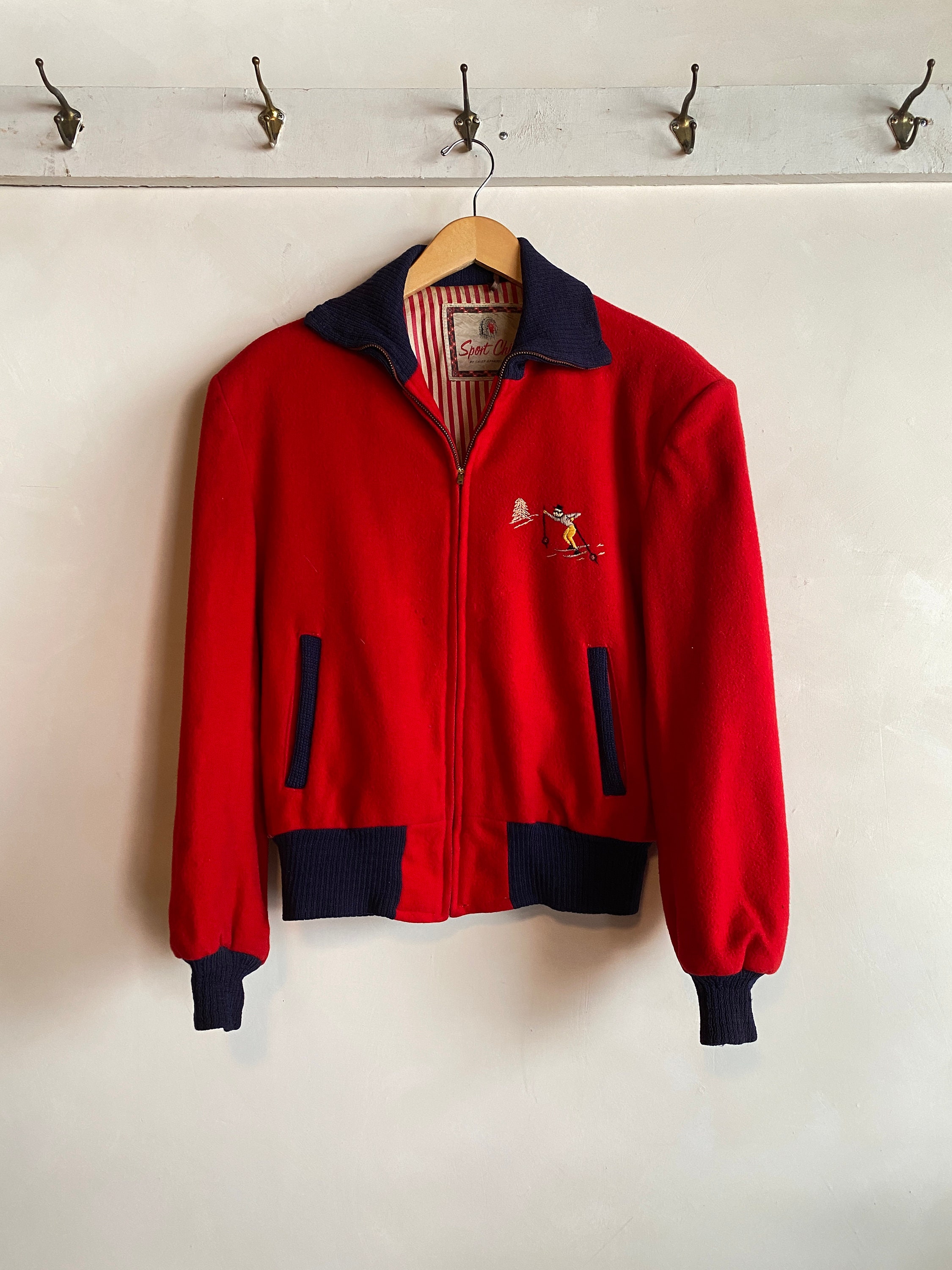 Real Vintage Search Engine 1940S Sport Chief Red Wool Embroidered Two Tone Ski Jacket S-M $210.00 AT vintagedancer.com