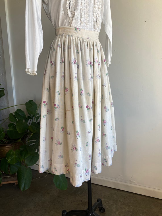 1930s White Cotton Pineapple Print Novelty Midi Sk