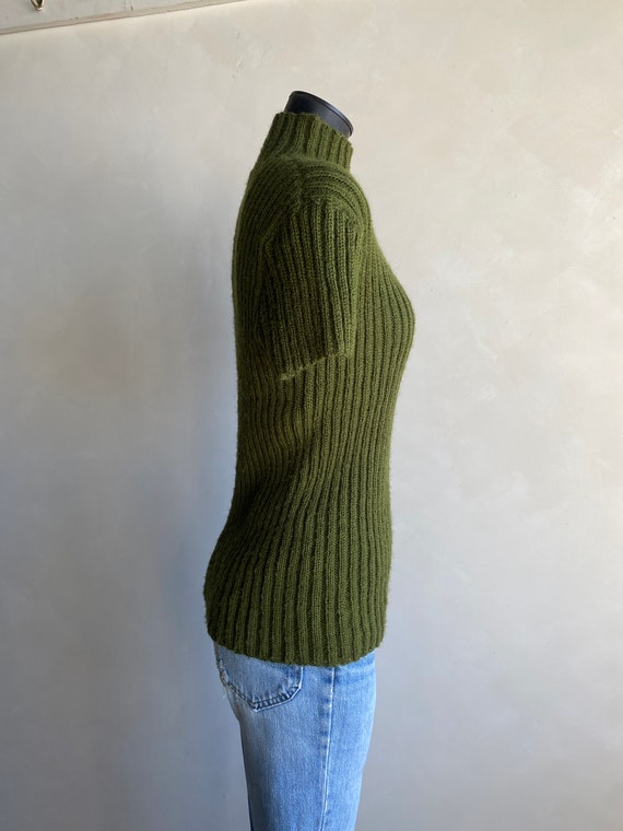 Unbranded 1970s Pea Green Hand Knit Short Sleeve … - image 4