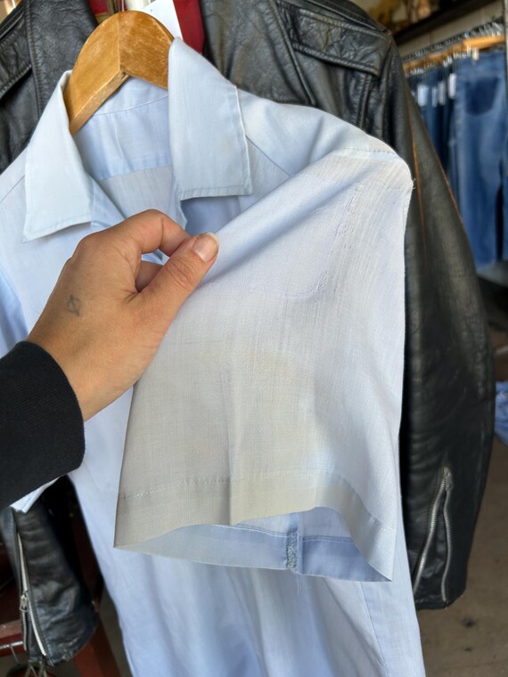 Basic Vintage Gray Blue Lightweight Button Up Shi… - image 9