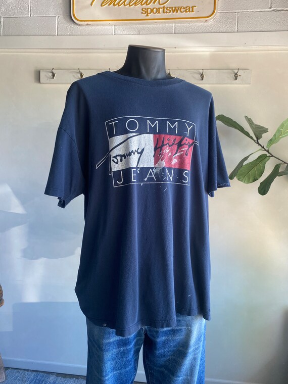 1990s Tommy Hilfiger Black Distressed Logo Tshirt 