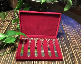 Excellent Addition to your Christmas Dinnerware Reindeer Butterknives