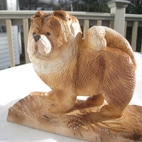 ChowChow Dog woodcarving, Hight Detail