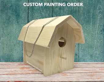 PERSONALIZED Barn Style Birdhouse with removable roof for cleaning.