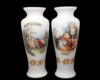 Vases d'art vintage en verre, motif couple de la cour française, artisanat, paire