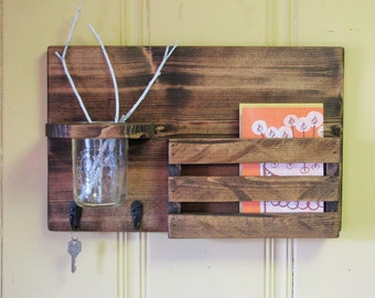 2 Hooks Under Jar Mail Organizer