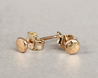 Gold hammered round stud earrings, vermeil stud earrings, tiny gold studs, recycled silver, gold on silver earrings, hammered round earrings