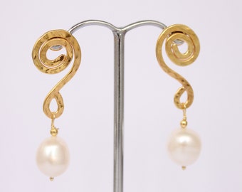 Gold spiral stud earrings, gold pearl earrings, spiral dangle gold earrings, swirl shape earrings, pearl drop earrings, gold and pearl