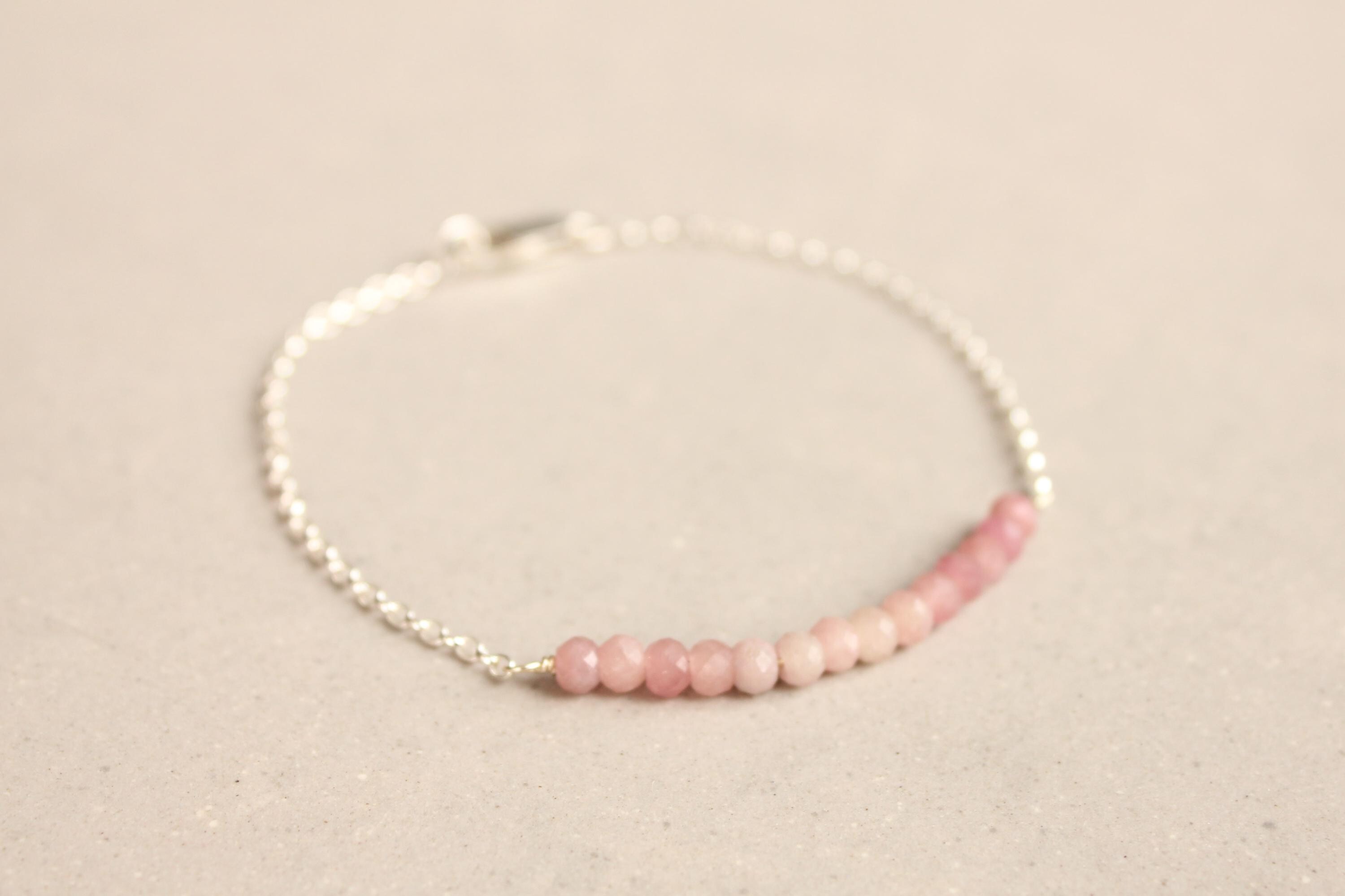 Bracciale con tormalina rosa: argento sterling, pietra portafortuna di ottobre, impilabile - Italia