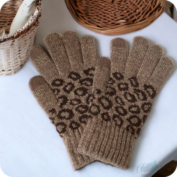 Ashlyn’s Brown Leopard Smart Touch Gloves-Fall/Winter Gloves