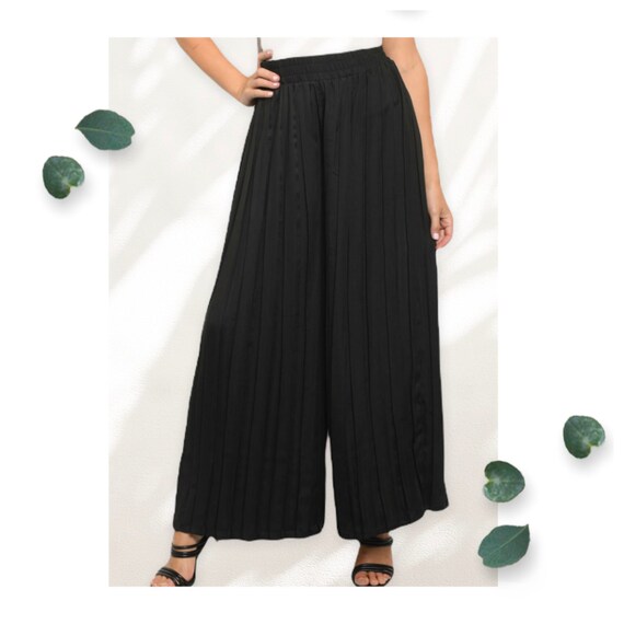 Pleated black palazzo pants sale