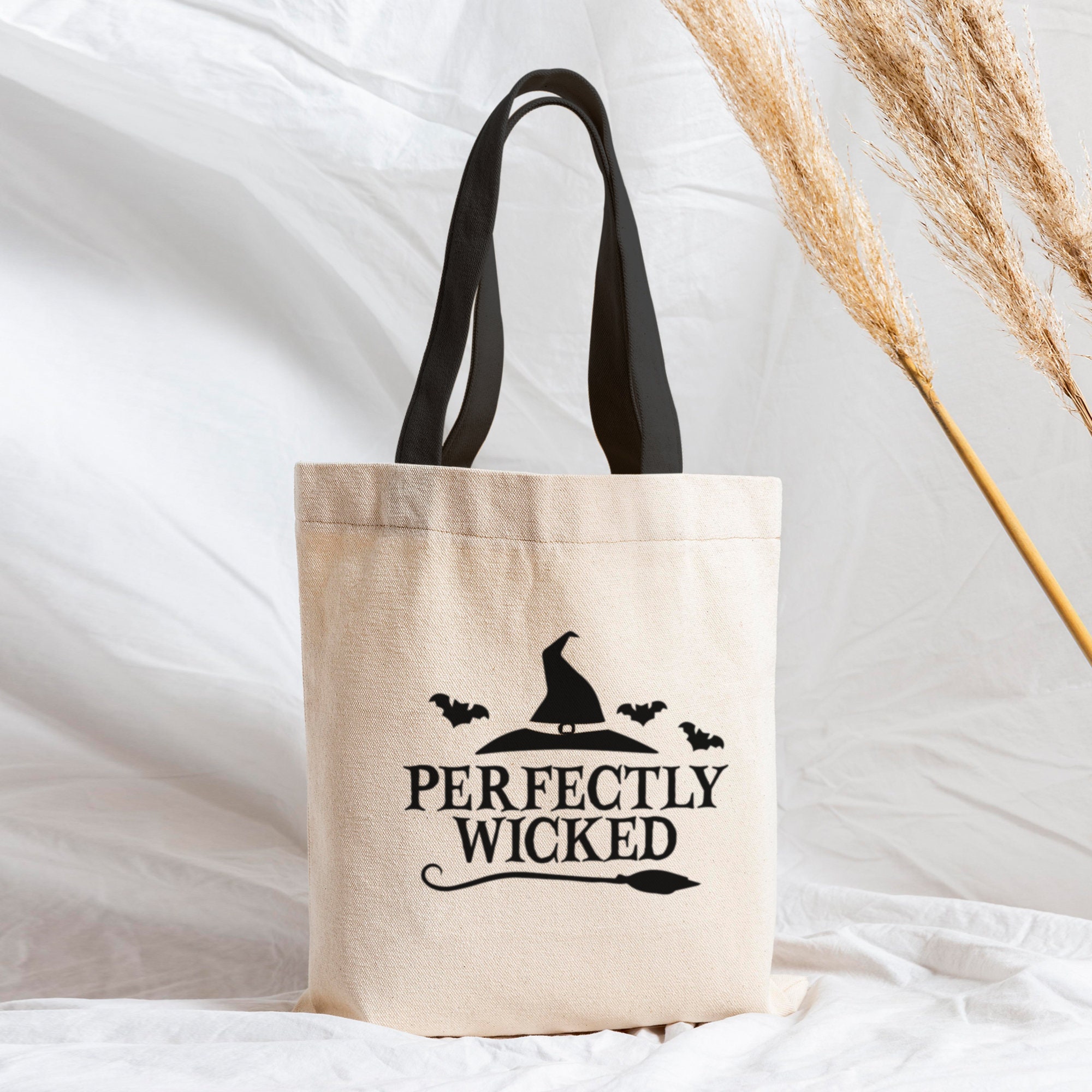 Personalized Trick or Treat Tote Bag - Halloween Tote Bag – Lilly Pie  Creations