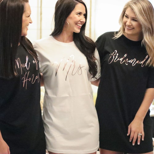 Set of 9 bridesmaid shops pajama, monogrammed sleep shirts, nightgown, bridesmaid shirt, bridesmaid gift, bridal party pajama, getting ready