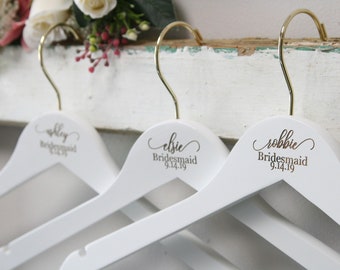 bridesmaid hangers, Personalized engraved Bridesmaid Hangers, Wedding Dress Hanger, Engraved Bridesmaid Hanger