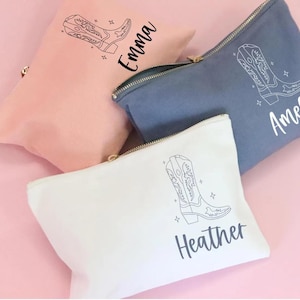 Personalized Bachelorette Bags Girls Trip Western Boots Cosmetic Bag Make up Case Nashville Bachelorette Trip Cowgirl Theme