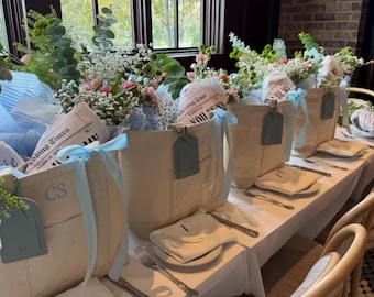 Personalized Monogram Tote Bag Zipper Top Personalized canvas Tote Bag Beach Tote Bridesmaid Bag