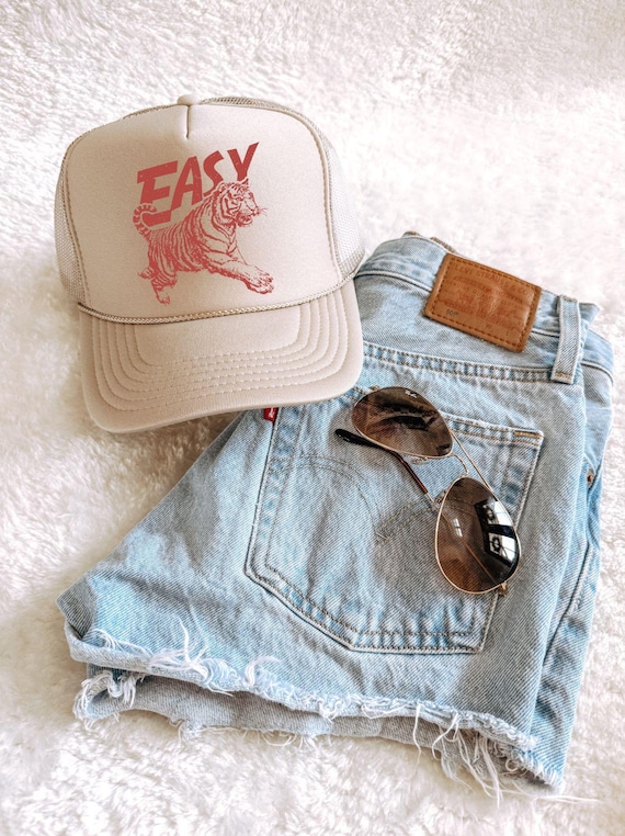Retro Easy Tiger Trucker Hat for Men & Women | Vintage Graphic Mesh Hat | Trendy Quote Foam Front Snapback | Humorous Tiger Adjustable Cap