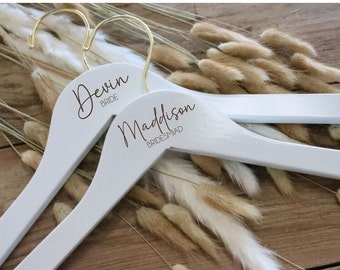 bridesmaid hangers, Personalized engraved Bridesmaid Hangers, Wedding Dress Hanger, Engraved Bridesmaid Hanger