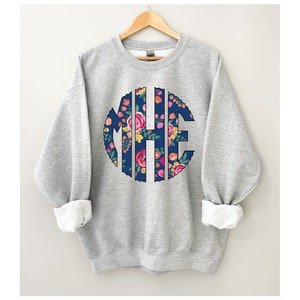 Ash Grey Personalized Crewneck Sweatshirt - The Southern Rose Monogram &  Gift